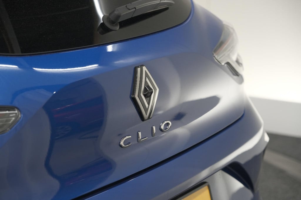 Renault Clio tce 90 gpf evolution | camera | navigatie | apple carplay | pa