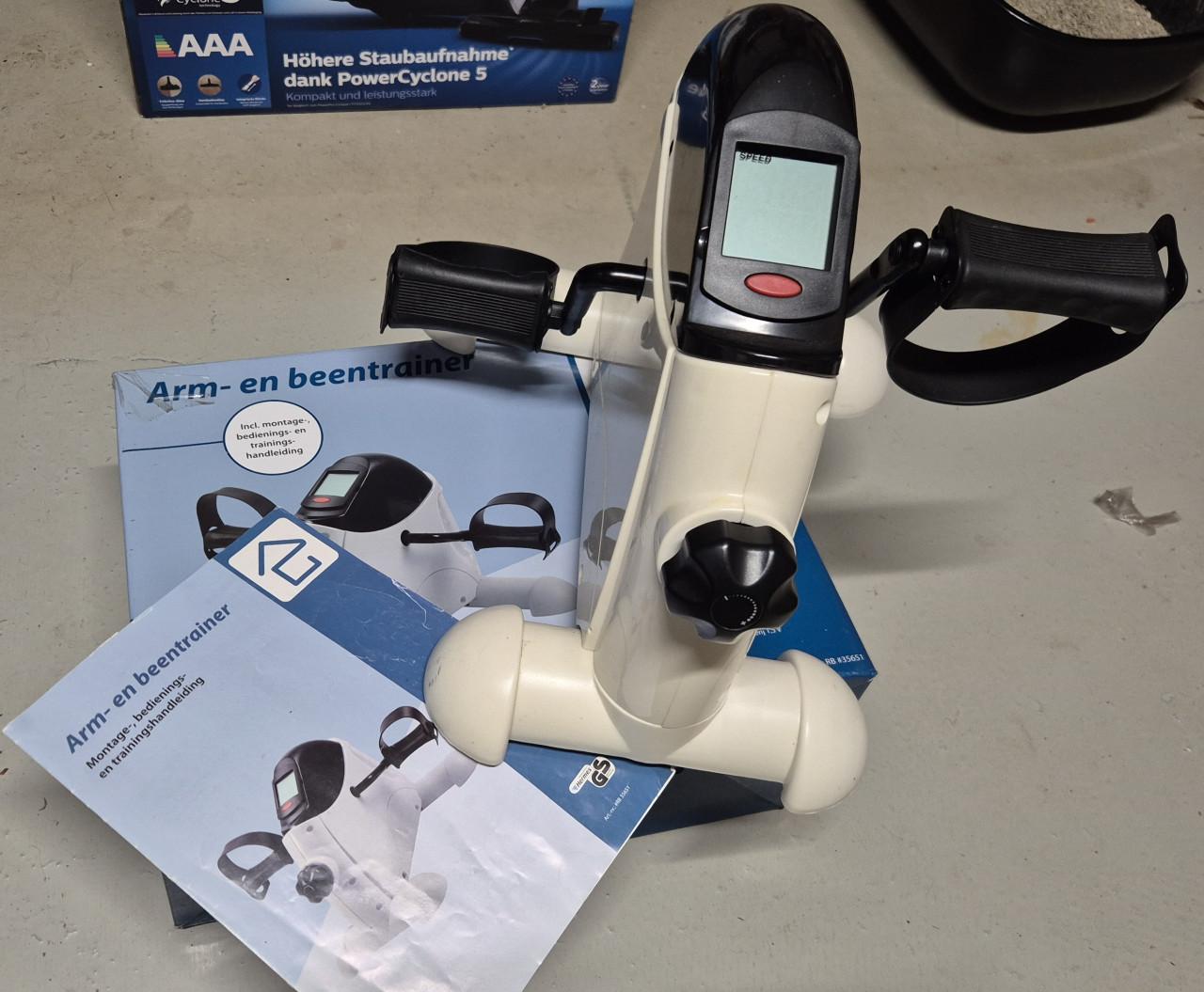 Hometrainer fietsen, voor gebruik op stoel