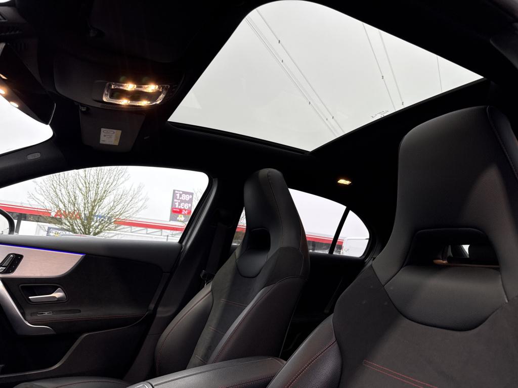 Mercedes-Benz A-Klasse 250 e business solution amg limited | nl-auto | pano