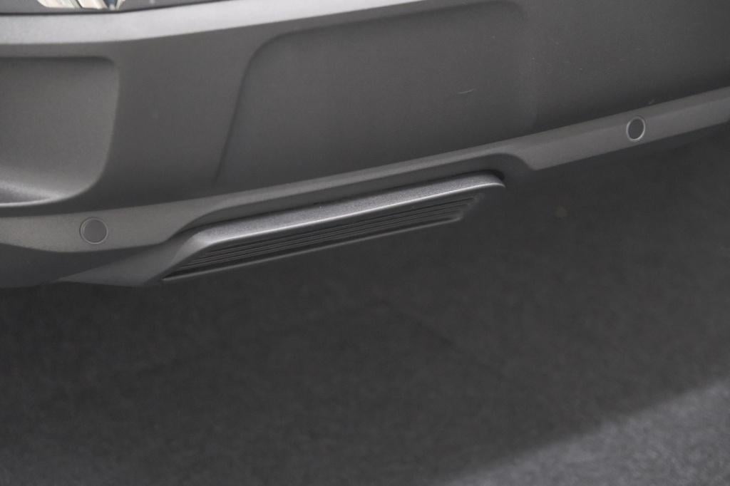 Peugeot 3008 puretech 130 eat8 allure | camera | stoelverwarming | apple ca