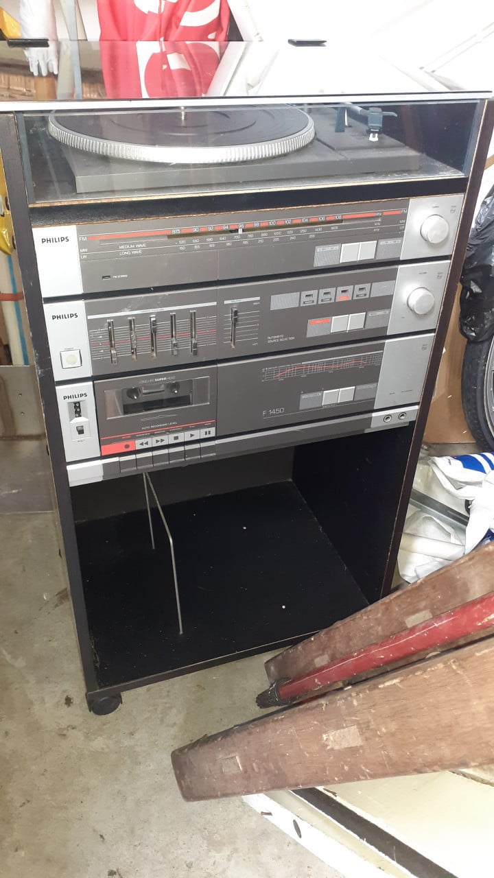 1x Stereo Radio BLUE-SKY ....& Diverse Stereo Setjes