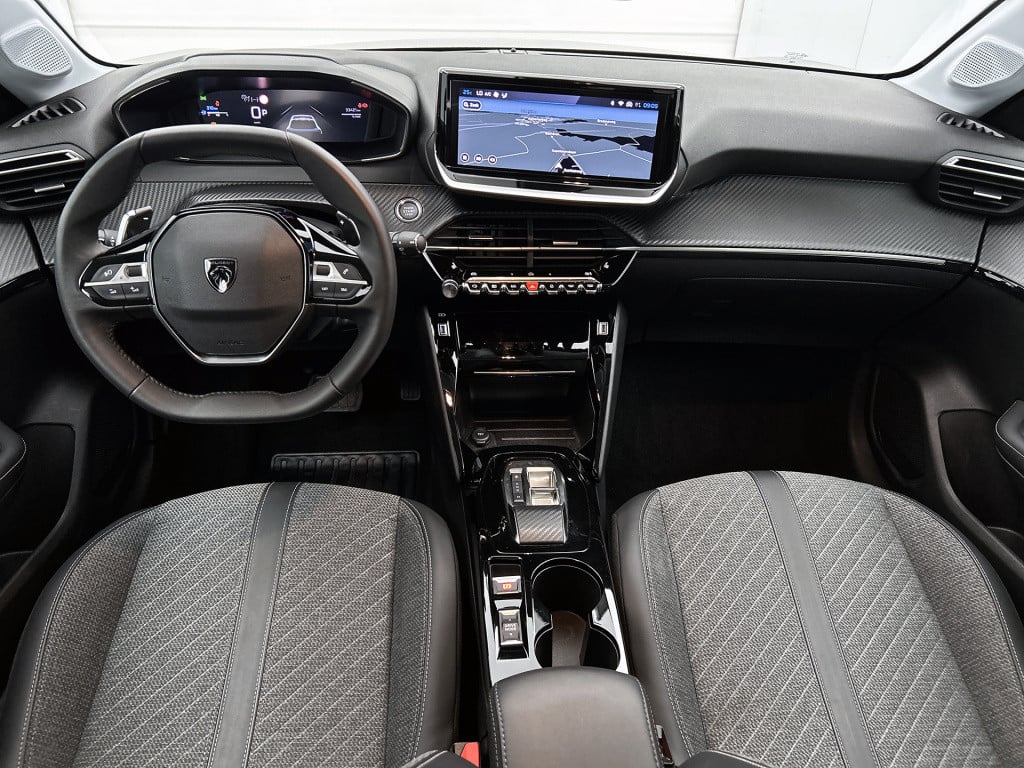 Peugeot 208 hybrid 100 e-dcs6 allure | automaat | | keyless | camera achter