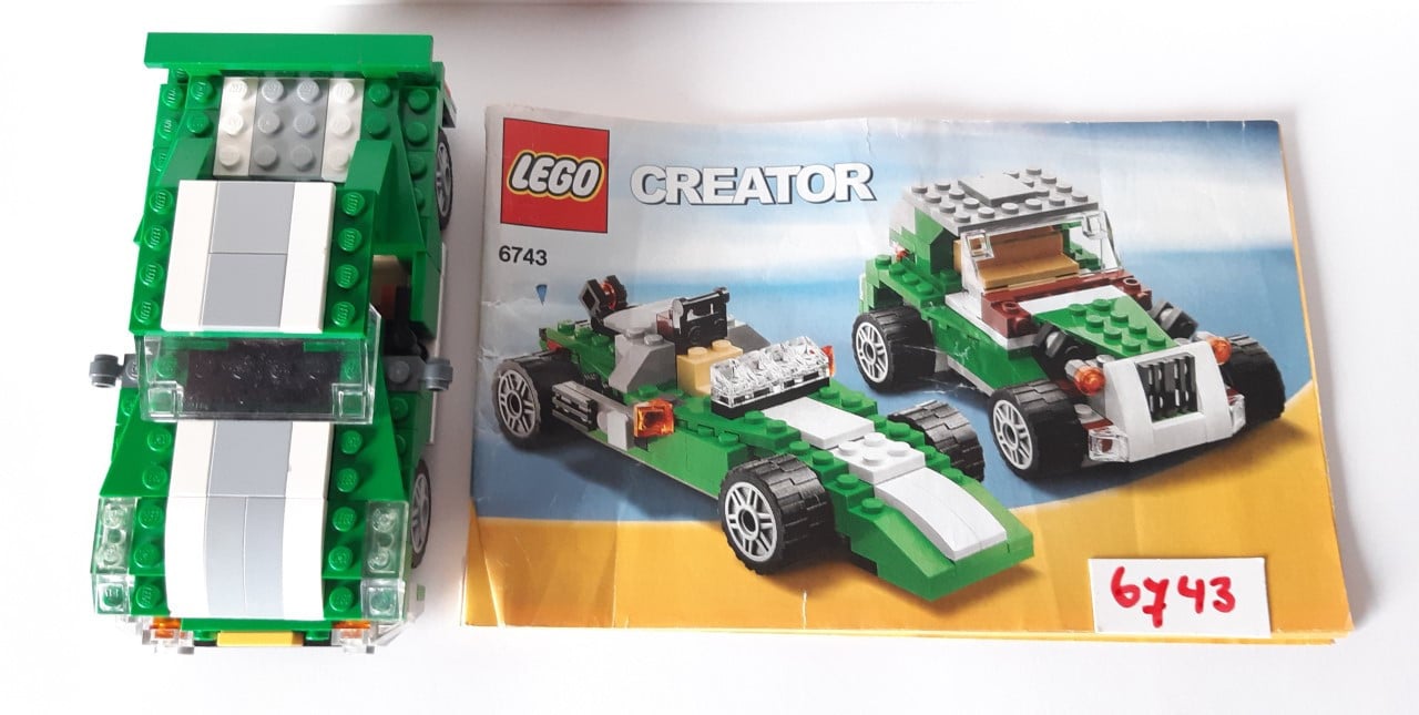Lego Creator 6743: :straatracer, 3 in 1.