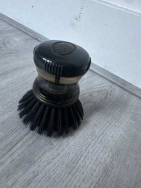 Zeepdispenser afwasborstel