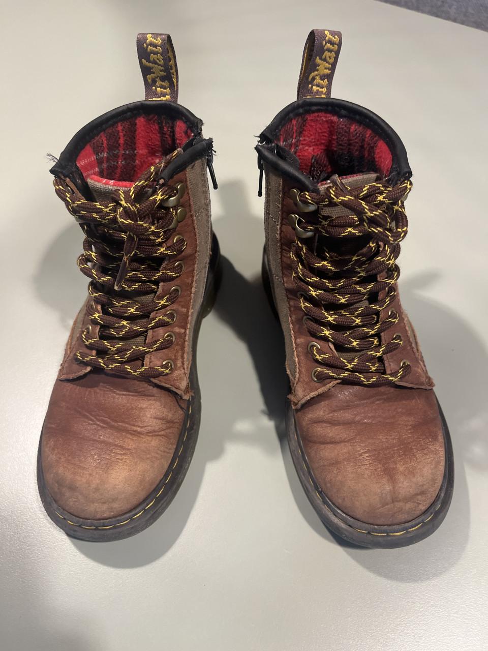 Dr Martens mt 32