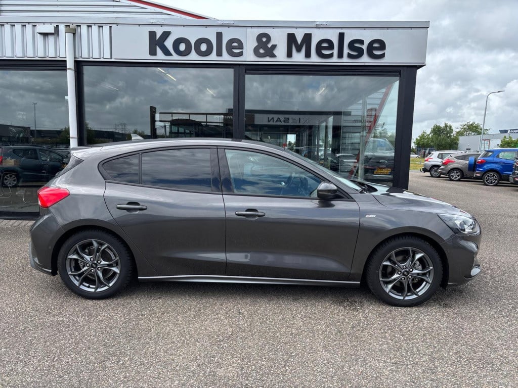Ford Focus 1.0 ecoboost 125pk 5-deurs st line