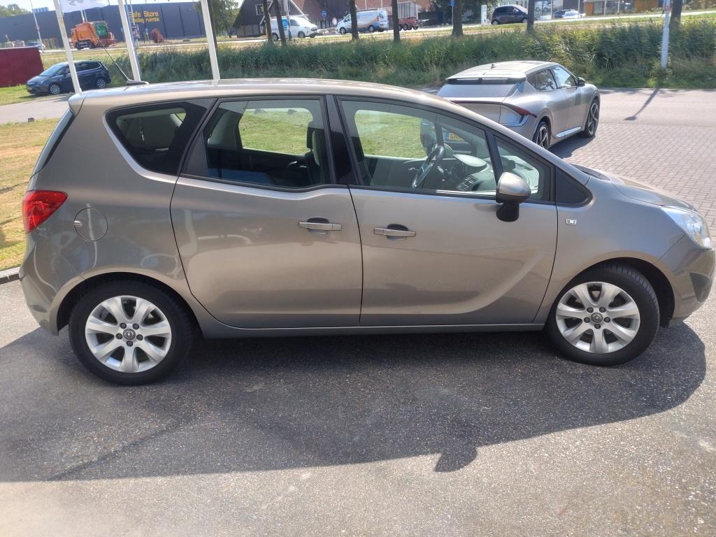 Opel Meriva 1.4 turbo berlin