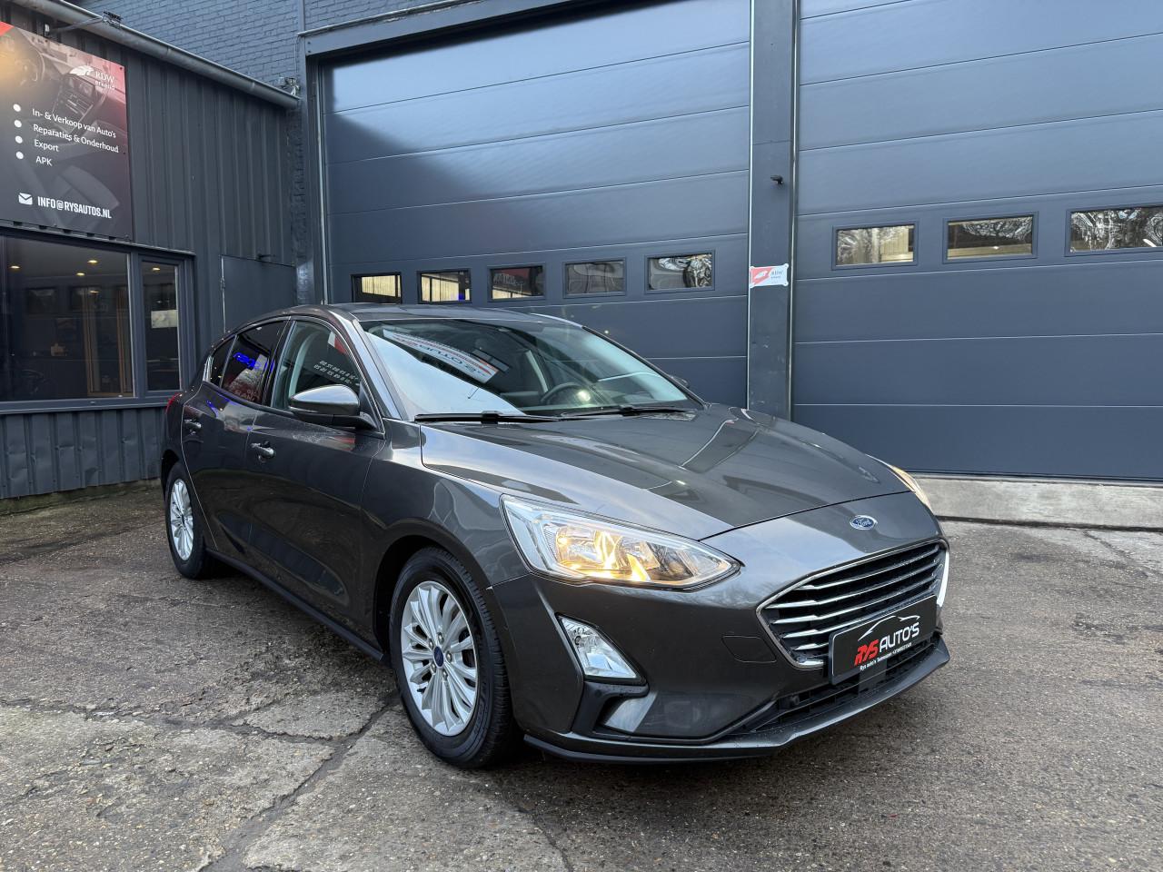 Ford Focus 1.0 Ecoboost ST line Business 2018