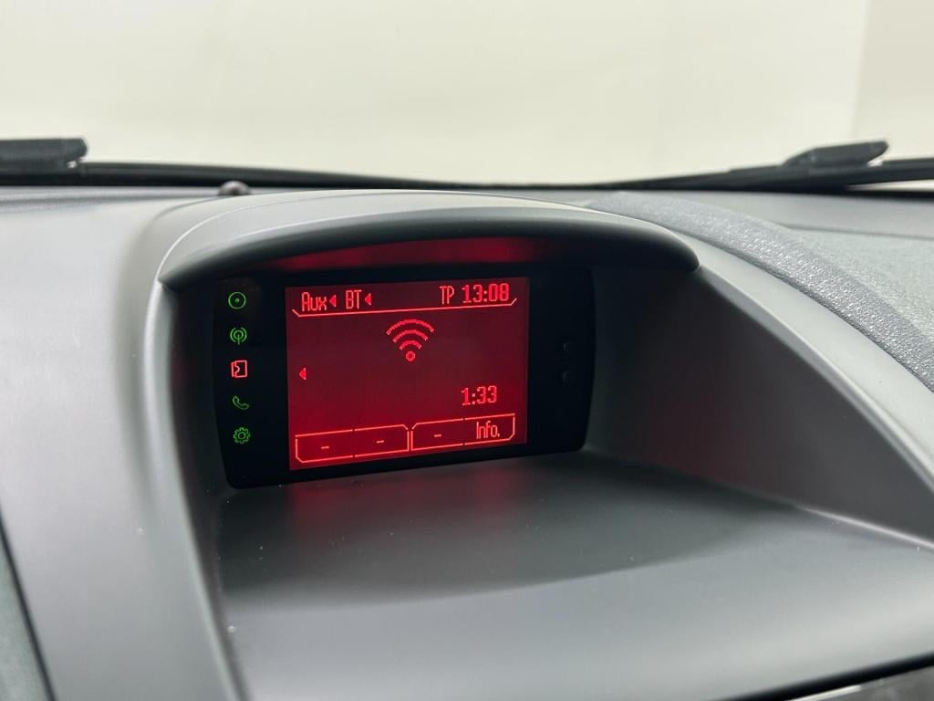 Ford Fiesta occasion 1.6 metal | blauw | tweedehands ford fiesta | airco | 