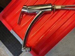 Mengkraan ( gebruikt ) en koudwaterkraan ( Nieuw)