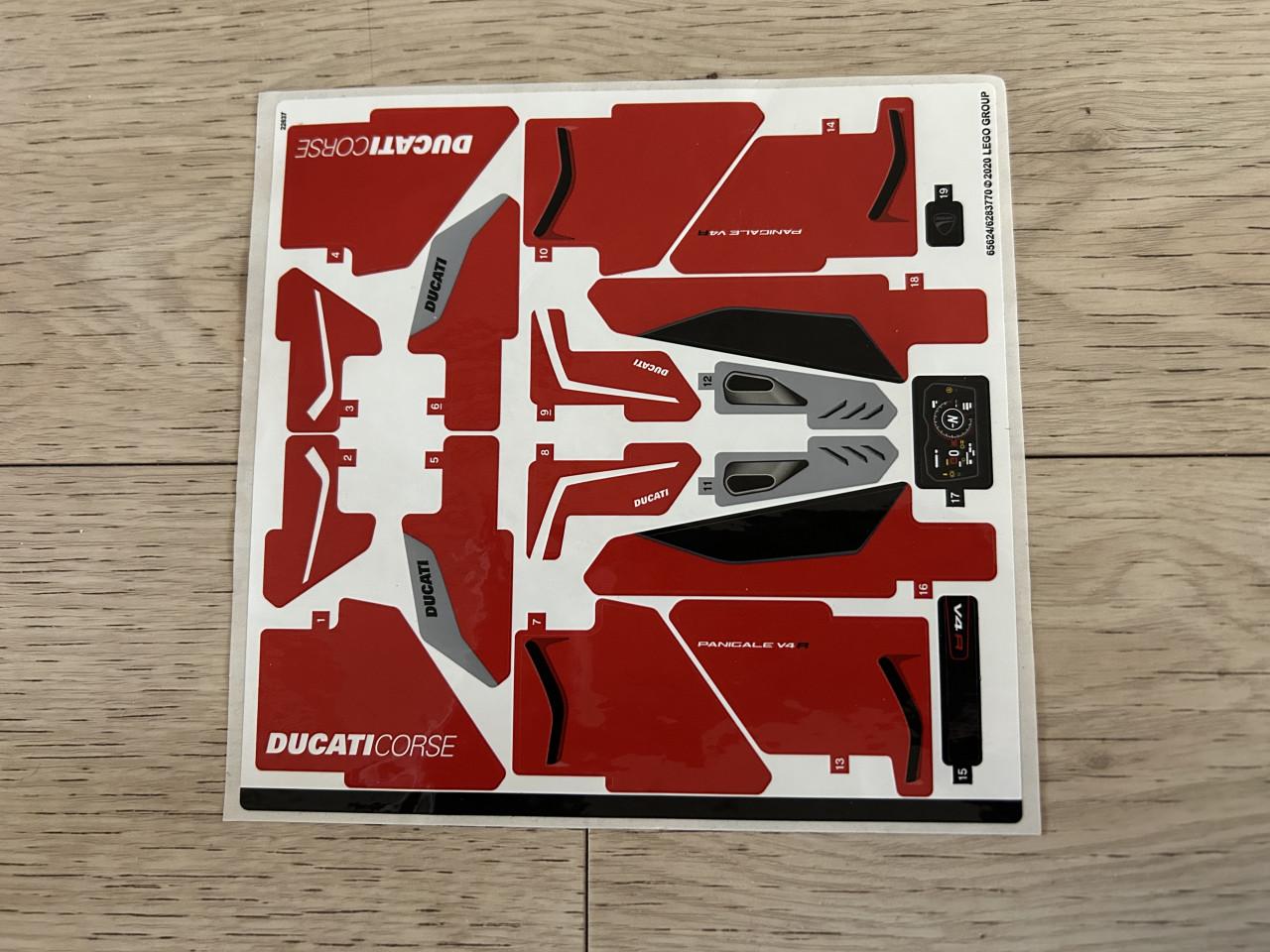 Lego Technic 42107 – Ducati Panigale V4 R