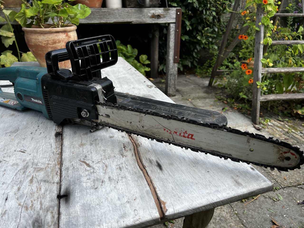 Elektrische kettingzaag Makita
