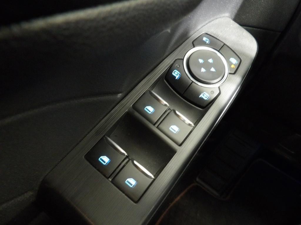 Ford Kuga 2.5 phev 243pk e-cvt st-line x