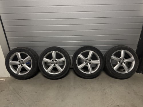 4 stuks Audi velgen 235/55 R19 105W