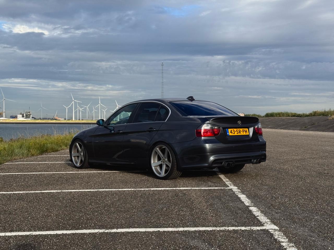 BMW 325i E90 N52 | Handbak | Hamann | CarPlay | Camera