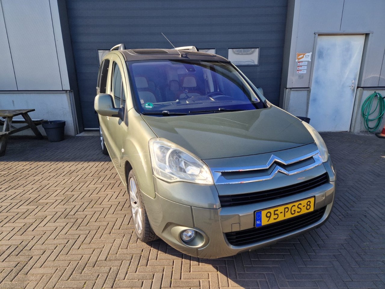 TE KOOP CITROEN BERLINGO MULTISPACE GEEL KENTEKEN 1.6 16V
