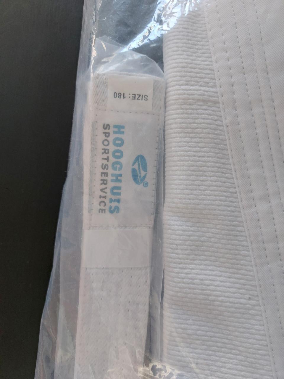 Nieuw Judopak (mt 180)