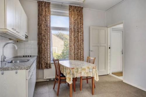 Graniet; keuken incl. inductie.