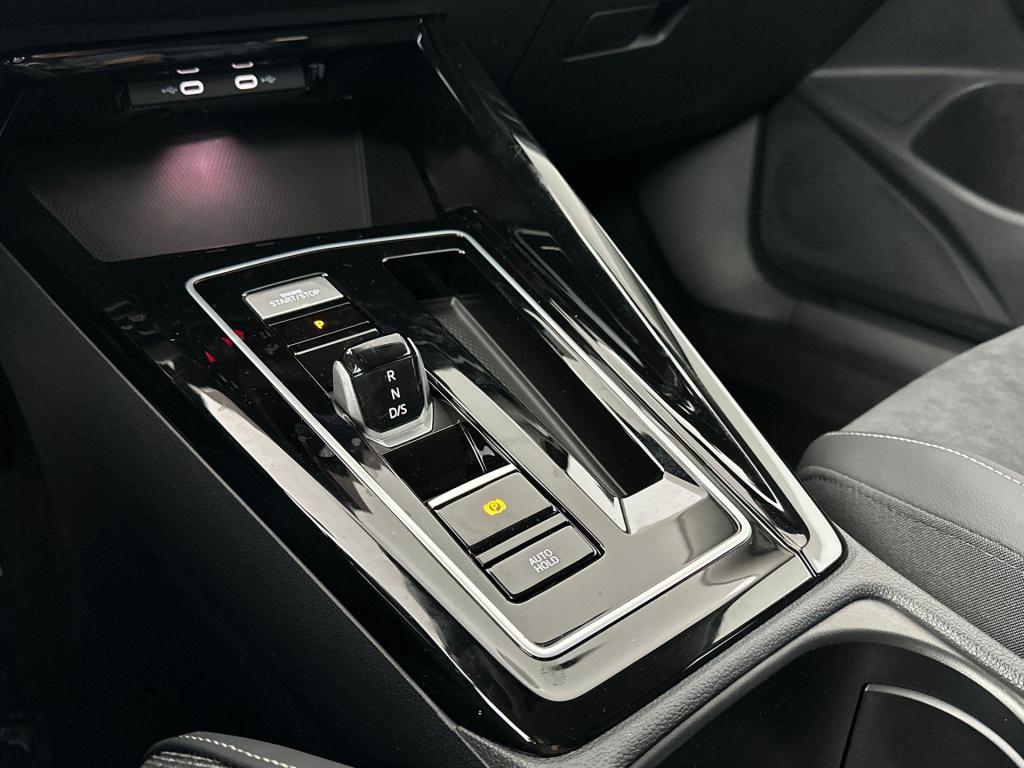 Volkswagen Golf style edition plug in hybride 204 pk