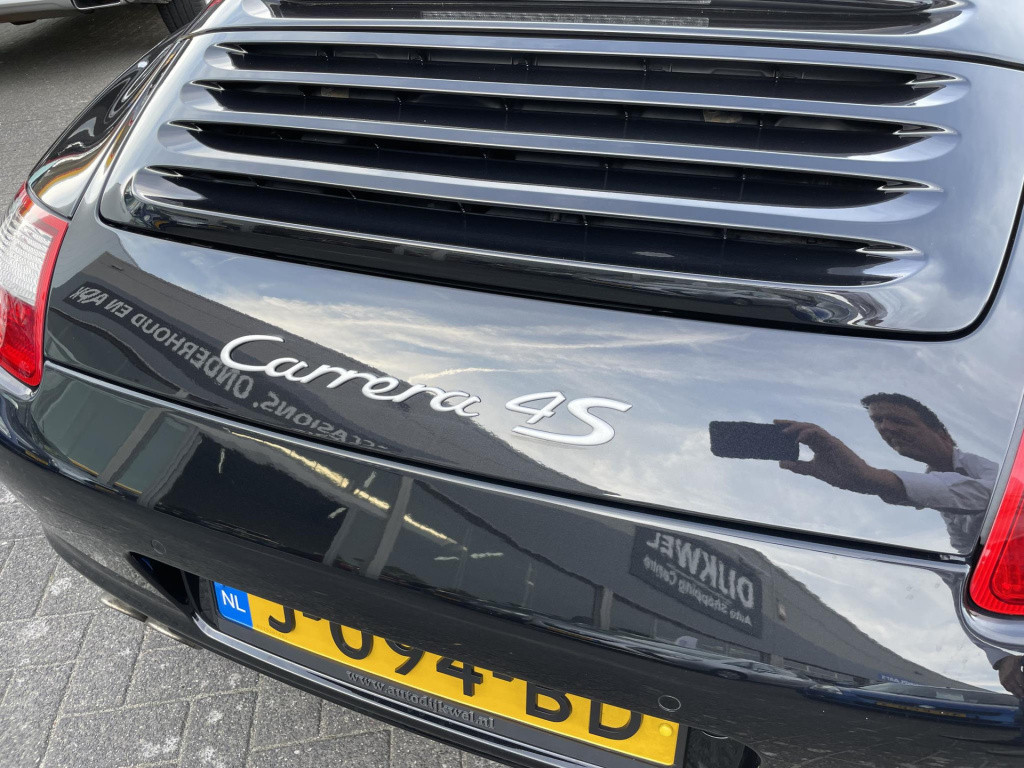 Porsche 911 cabrio 3.8 carrera 4s