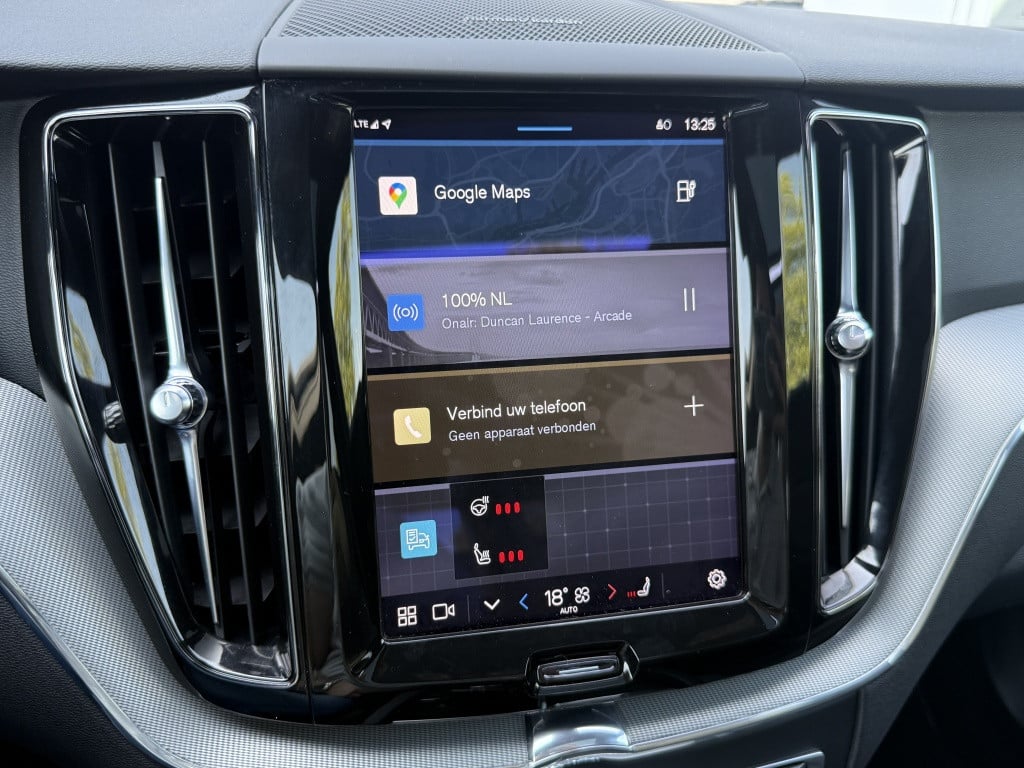 Volvo XC60 t6 340pk recharge r-design| adap.cruise| panodak| 360camera