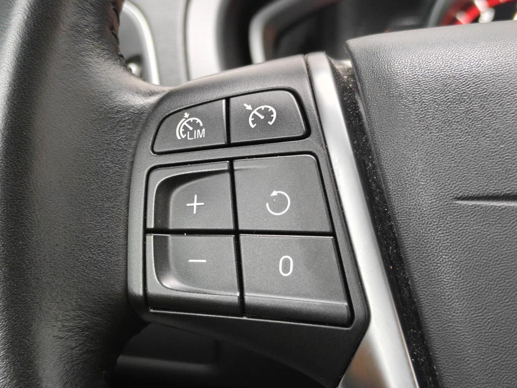 Volvo V40 cross country 1.5 t3 nordic+ luxury