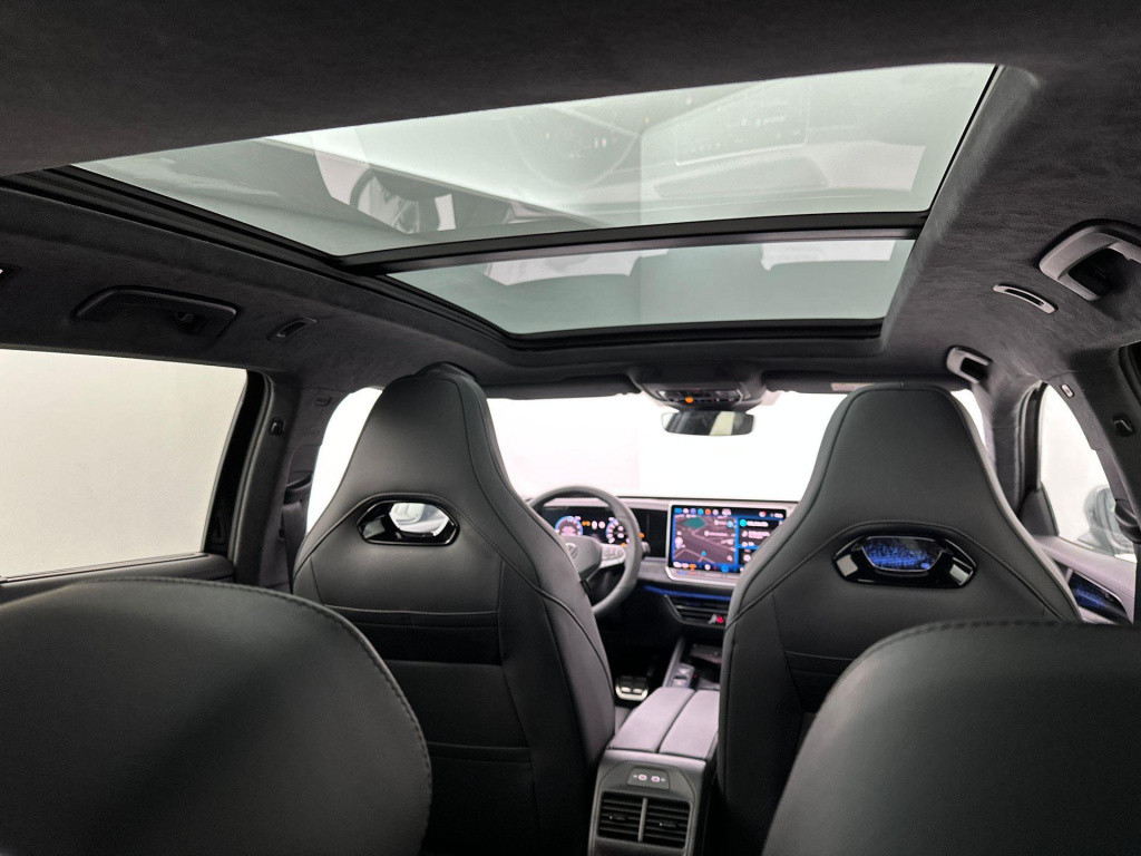 Volkswagen Passat variant r-line-edition 1.5 ehybrid 200 kw / 272 pk varian