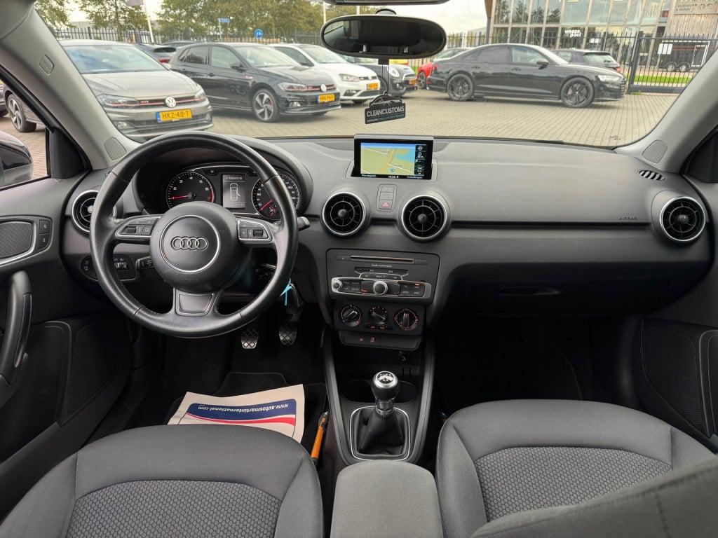 Audi A1 Sportback 1.0 tfsi s-line * navigatie * cruise control * nap