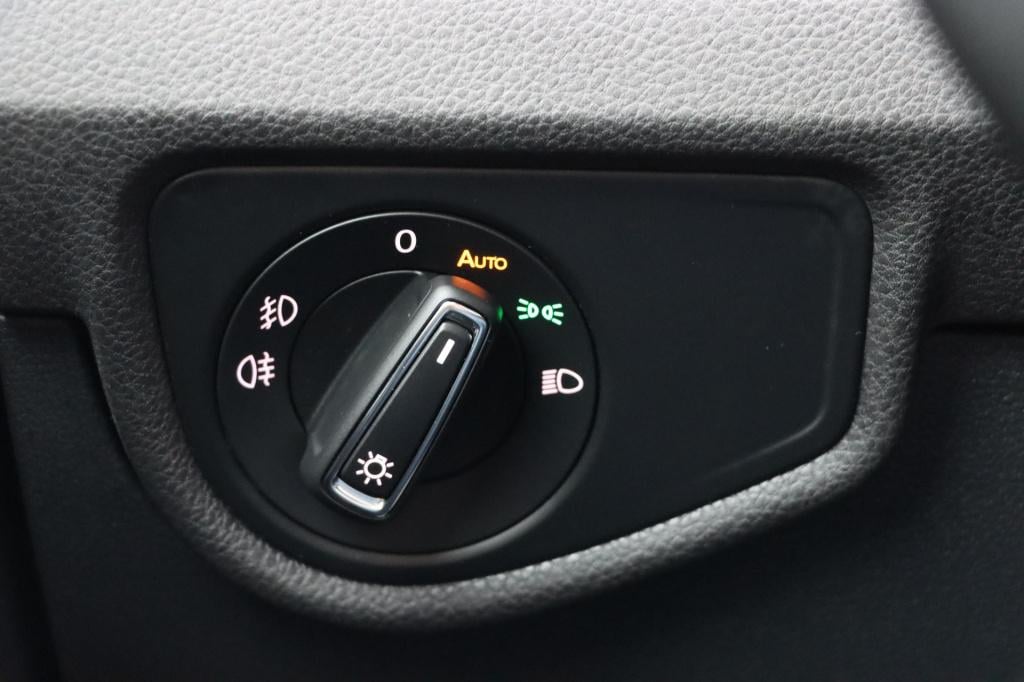 Volkswagen Touran 1.8 tsi highline 180pk dsg7