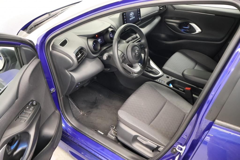 Toyota Yaris 1.5 hybrid style | pdc | head-up | dodehoek | draadloos laden