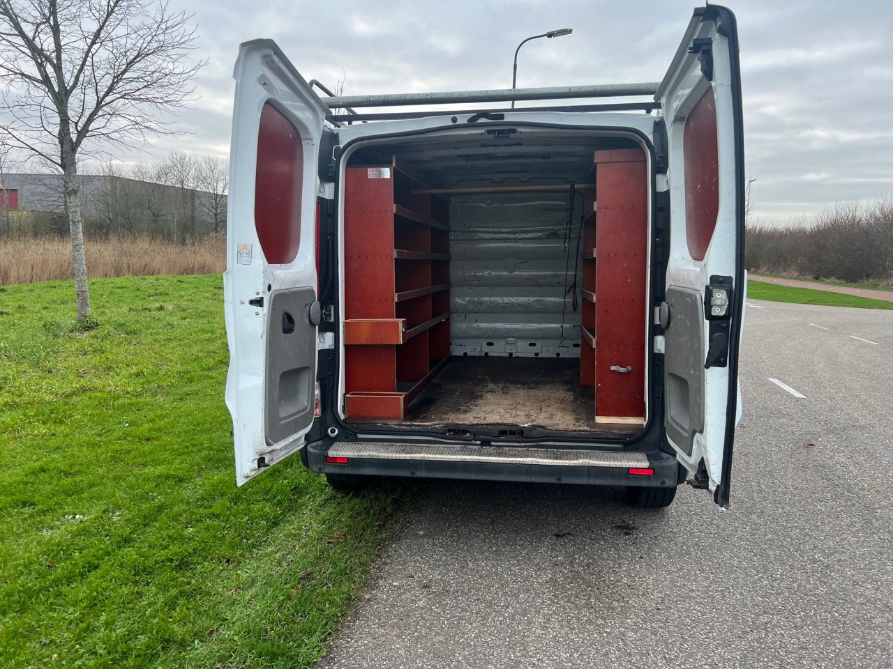 Schitterende Renault Trafic uit 2014 met slechts 94.140 km