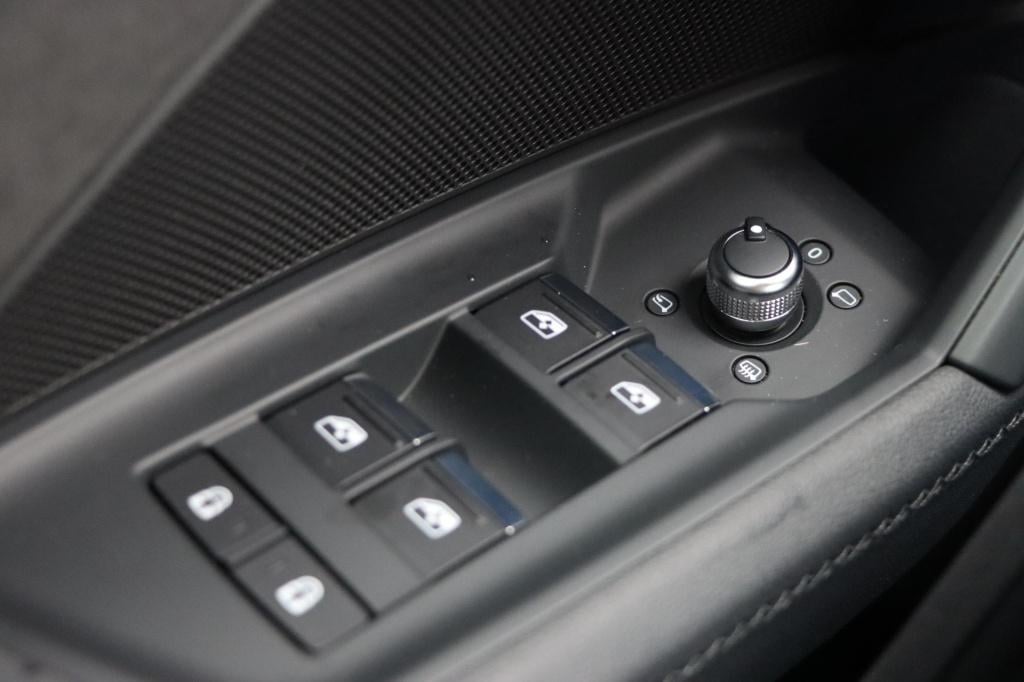 Audi S3 sportback 2.0 tfsi 310pk s tronic quattro edition one | pano | b&o 