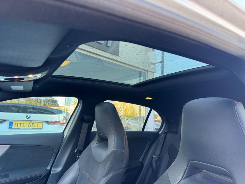 Mercedes-Benz A-Klasse 250 e business solution amg limited