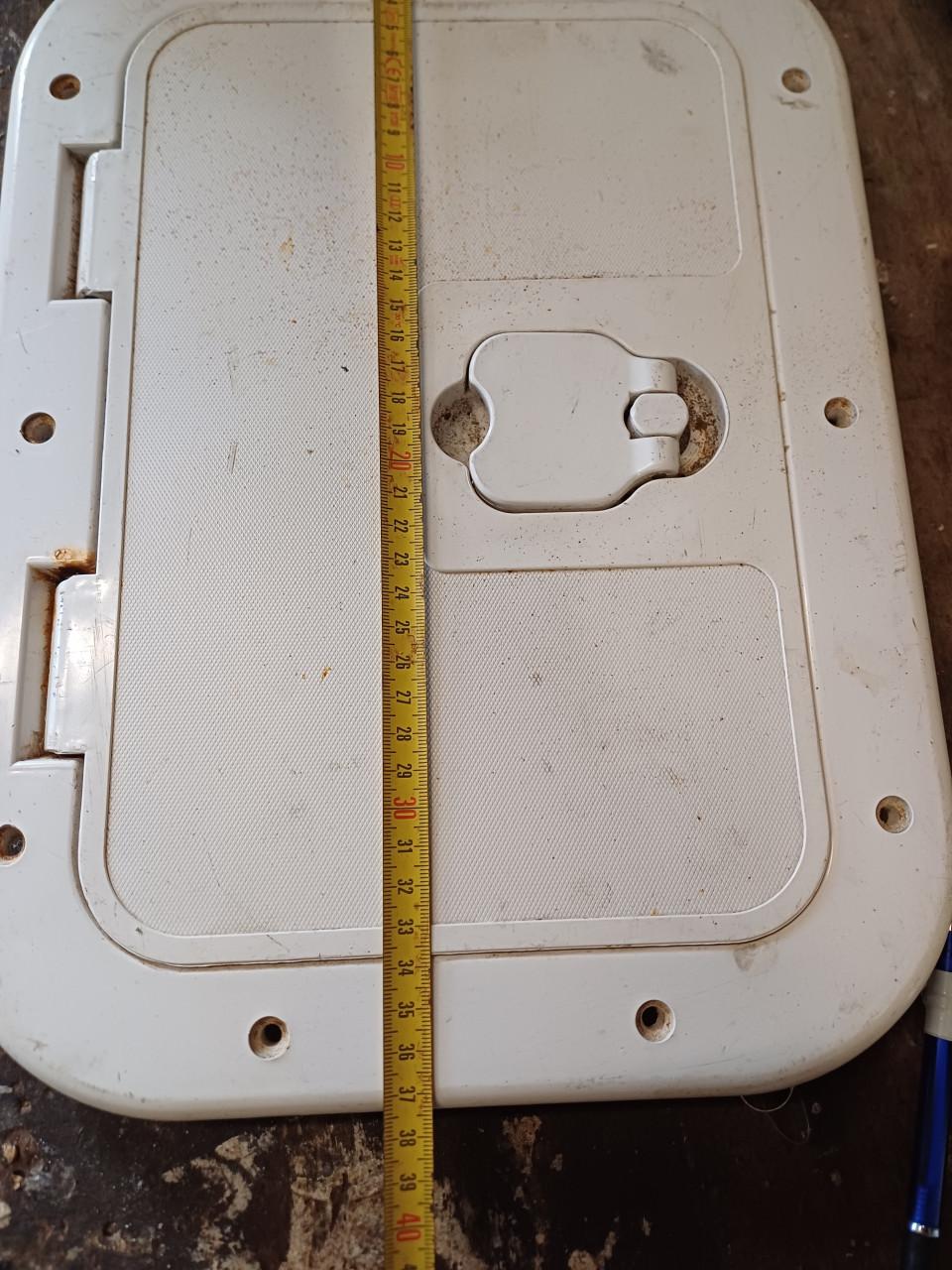 Fenders antennebeugel luikje