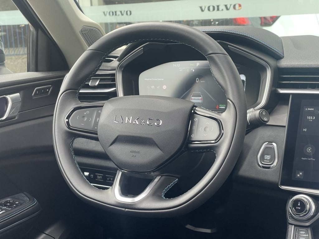 Lynk & Co 01 262pk plug-in hybride| panodak| adap.cruise| 360camera| keyles