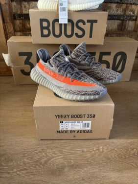 YEEZY 350 V2 Beluga Reflective maat 46