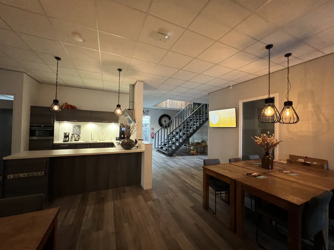Te huur 27m2 kantoorruimte net buiten centrum Goes