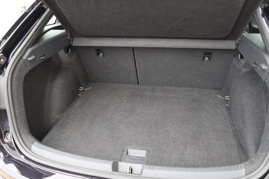 Volkswagen Taigo 1.5 tsi r-line business 150pk dsg7
