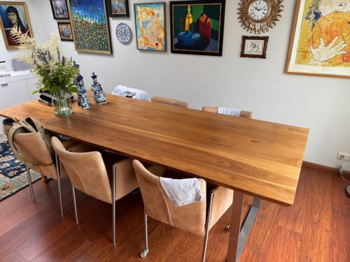 Eettafel massief notenhout