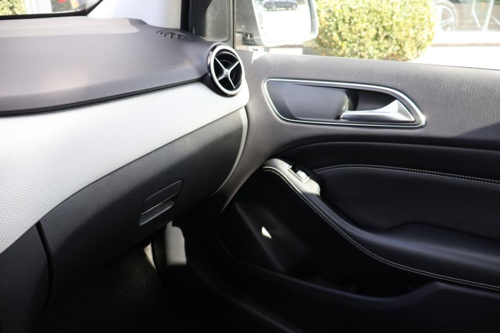 Mercedes-Benz B-Klasse 200 sport pakket | becker map pilot | half leder | c
