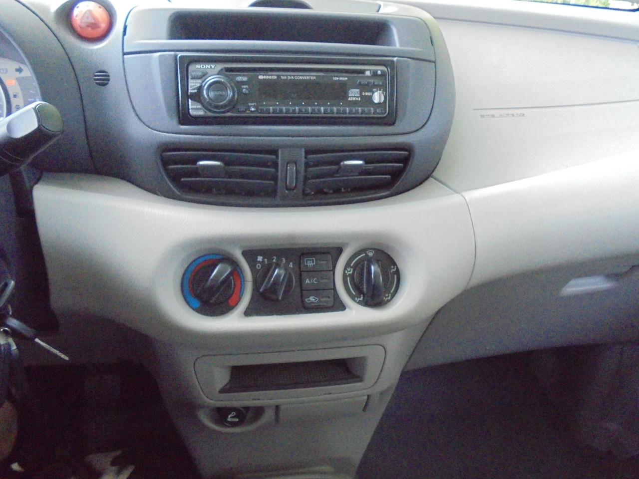 Nissan Almera Tino 1.8i Apk Juli 2026 derde eigenaar ,algehele nette staat