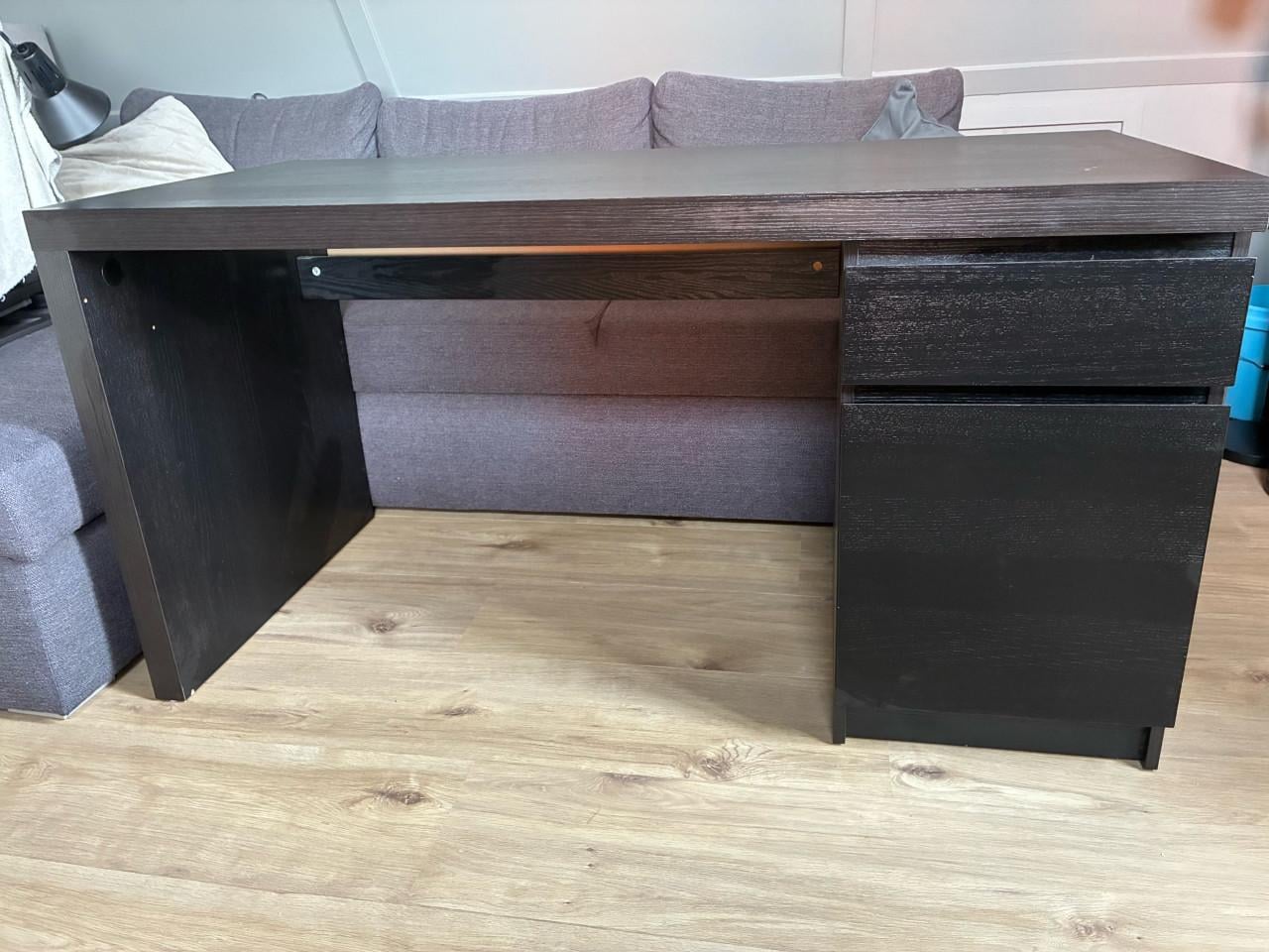 Bureau 140x65, Ikea Malm zwart /bruin