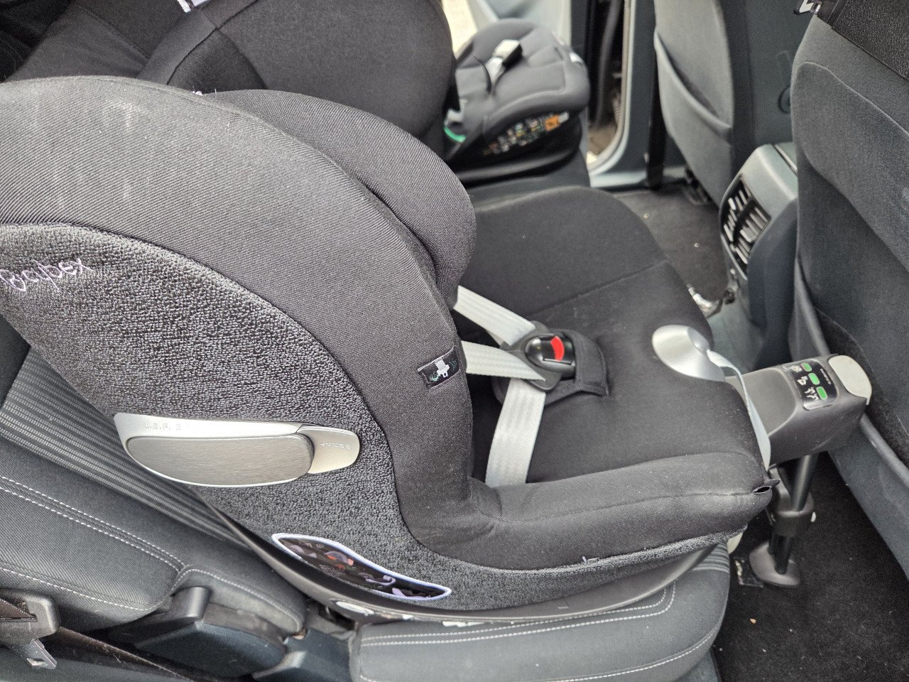 Cybex Z Base Black + Maxicosi en autostoel