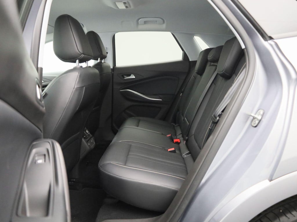 Opel Grandland 1.2 turbo business elegance | camera | navigatie | climate c