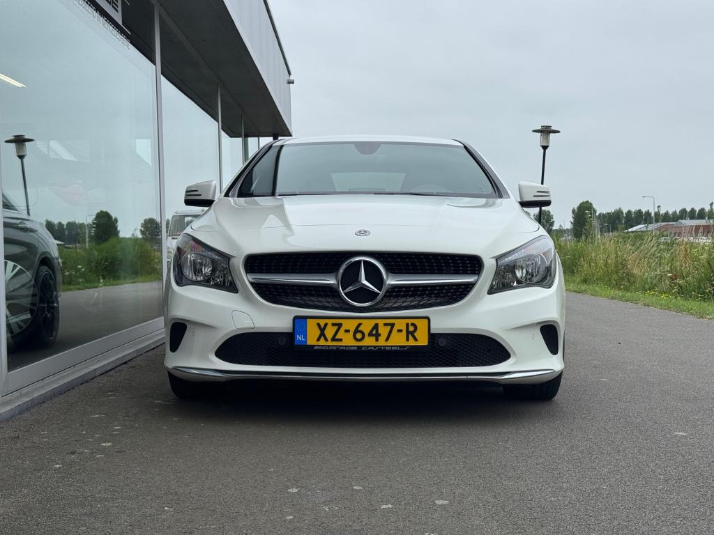 Mercedes-Benz Cla 200 urban automaat , apple-carplay , achteruitrijcamera ,