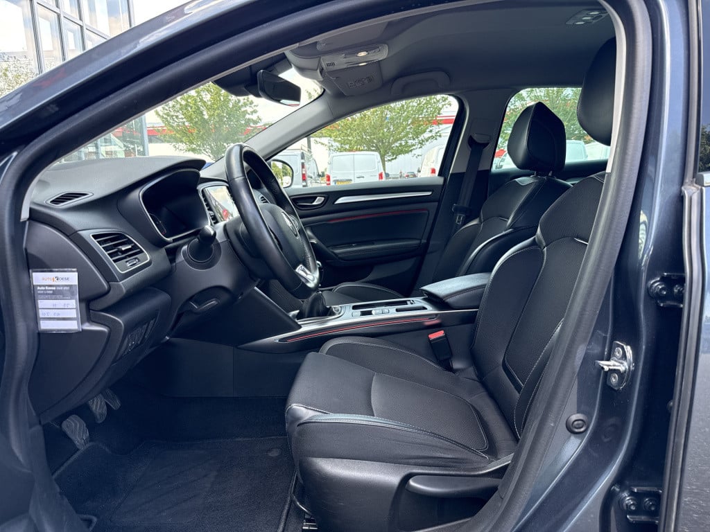 Renault Megane 1.3 tce intens | nl-auto | 1e eig | groot navi | camera | tr