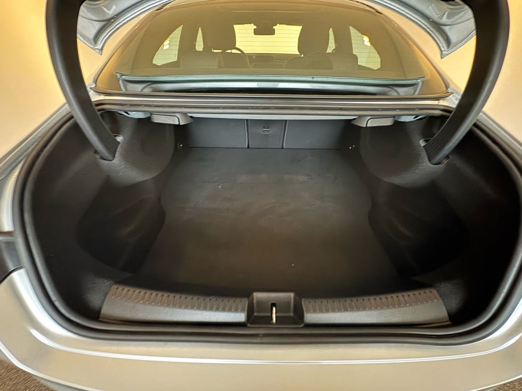 Mercedes-Benz Cla 250 e business solution