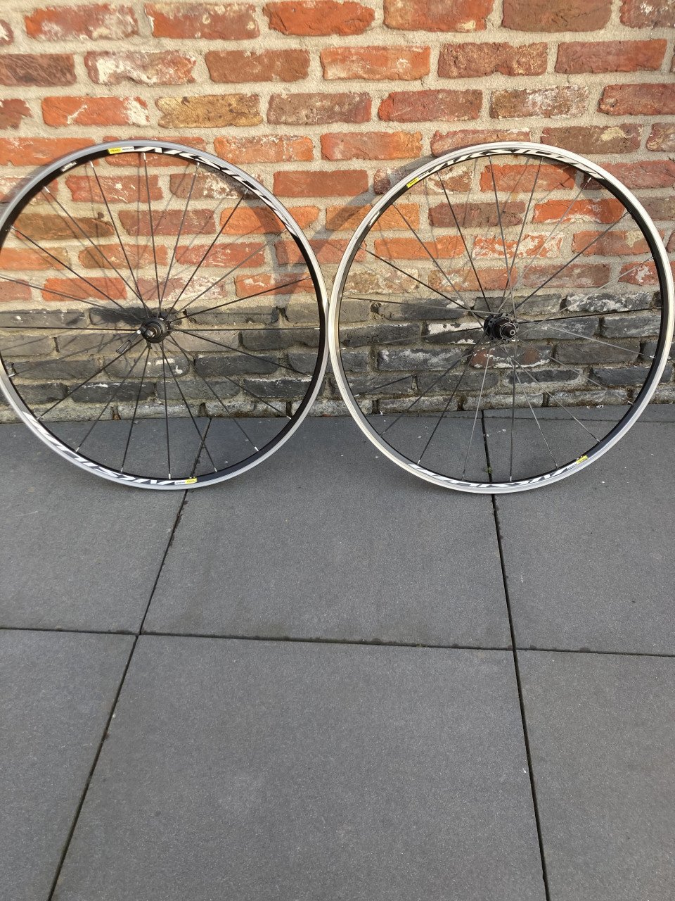 Wielset Mavic met campa body