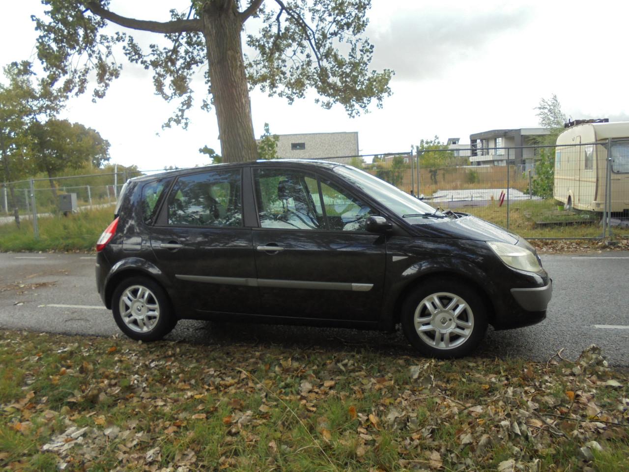 Scenic 2.0 I-16V in de Privilege Luxe,met N.A.P Apk.€ 1195