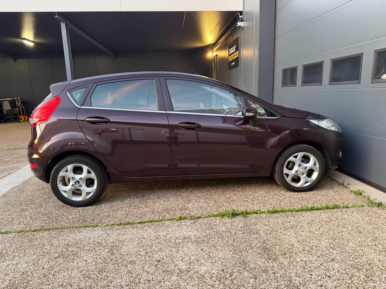 Ford Fiësta 1.4 71KW Titanium 5DR 2010 Airco Cruise Nap